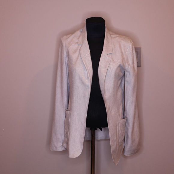 Aritzia Talula Kent Grey Blazer Sz 2 - Picture 2 of 7